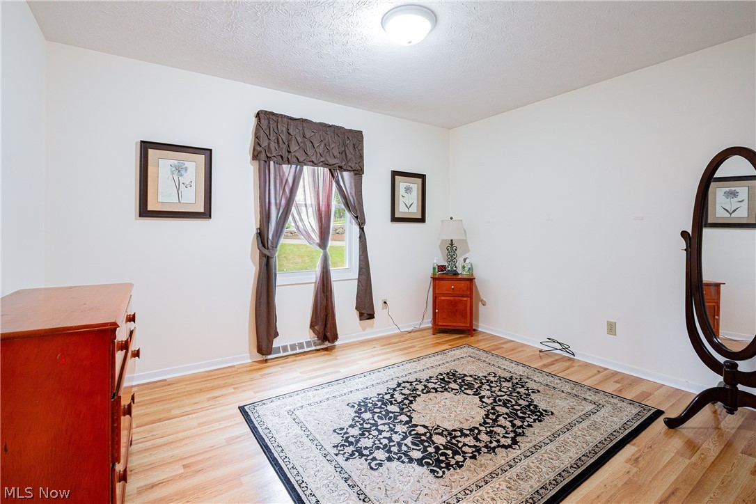 9345 Summit Street NW