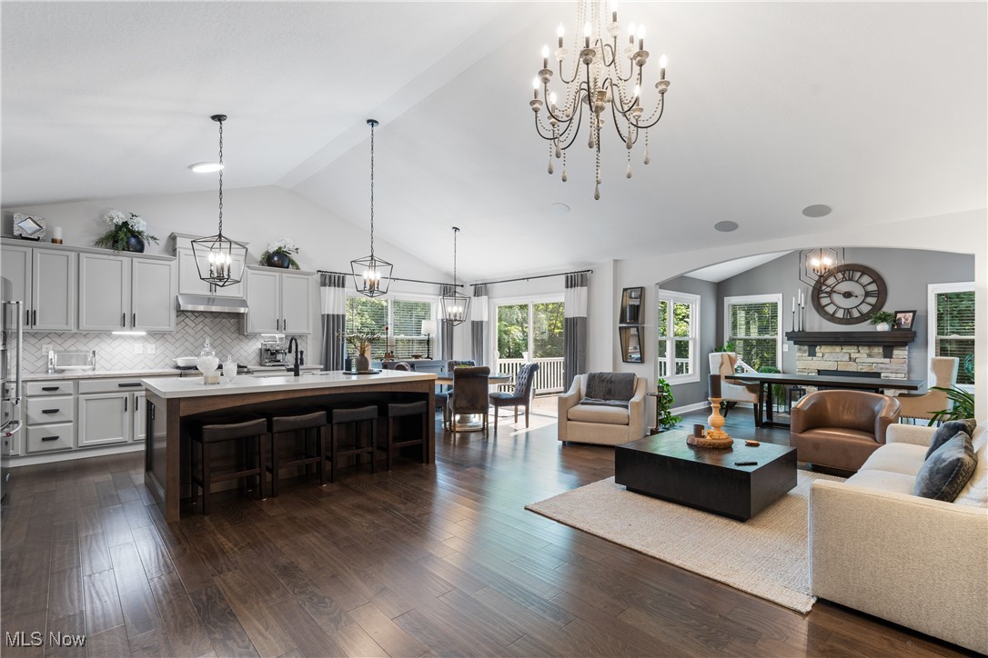 7297 Galena Avenue NW