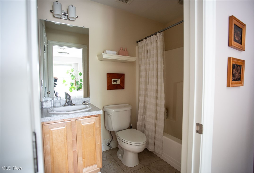 1779 E Sapphire Drive