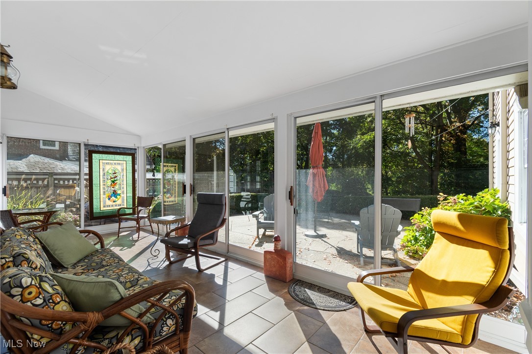 1166 Sunset View Drive