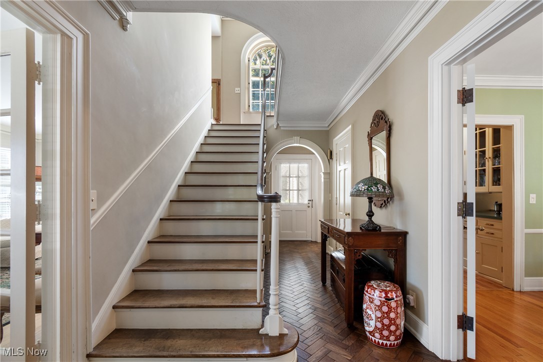 1166 Sunset View Drive