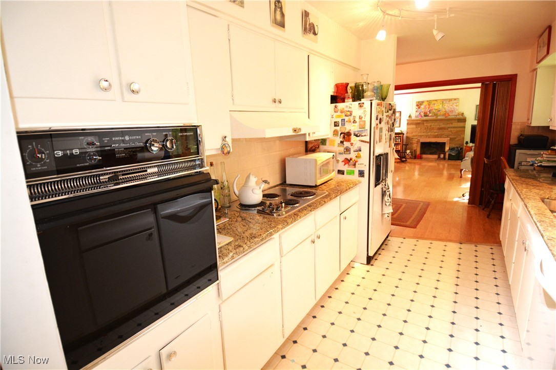 770 Lindenwood Lane