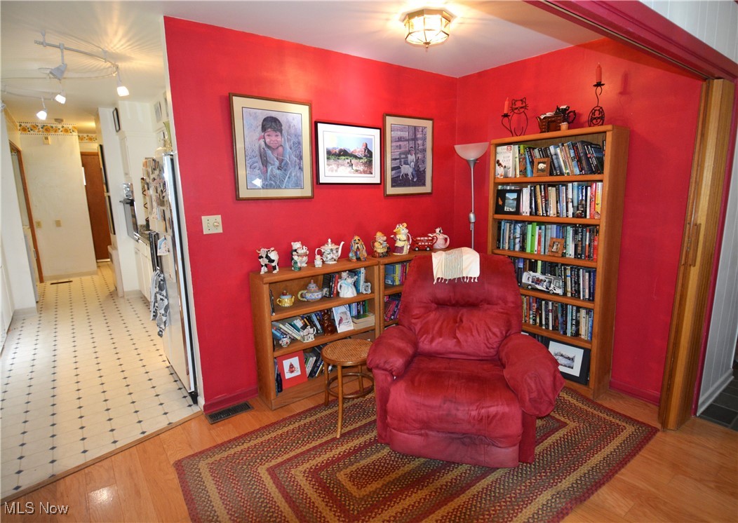 770 Lindenwood Lane