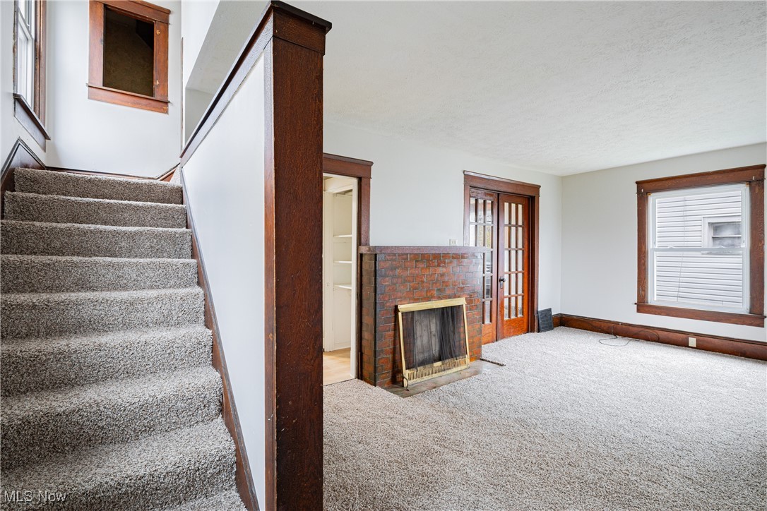 1909 Maple Avenue NE