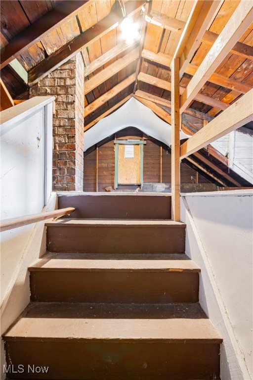 1909 Maple Avenue NE