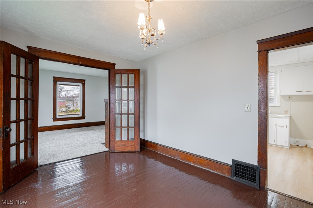 1909 Maple Avenue NE