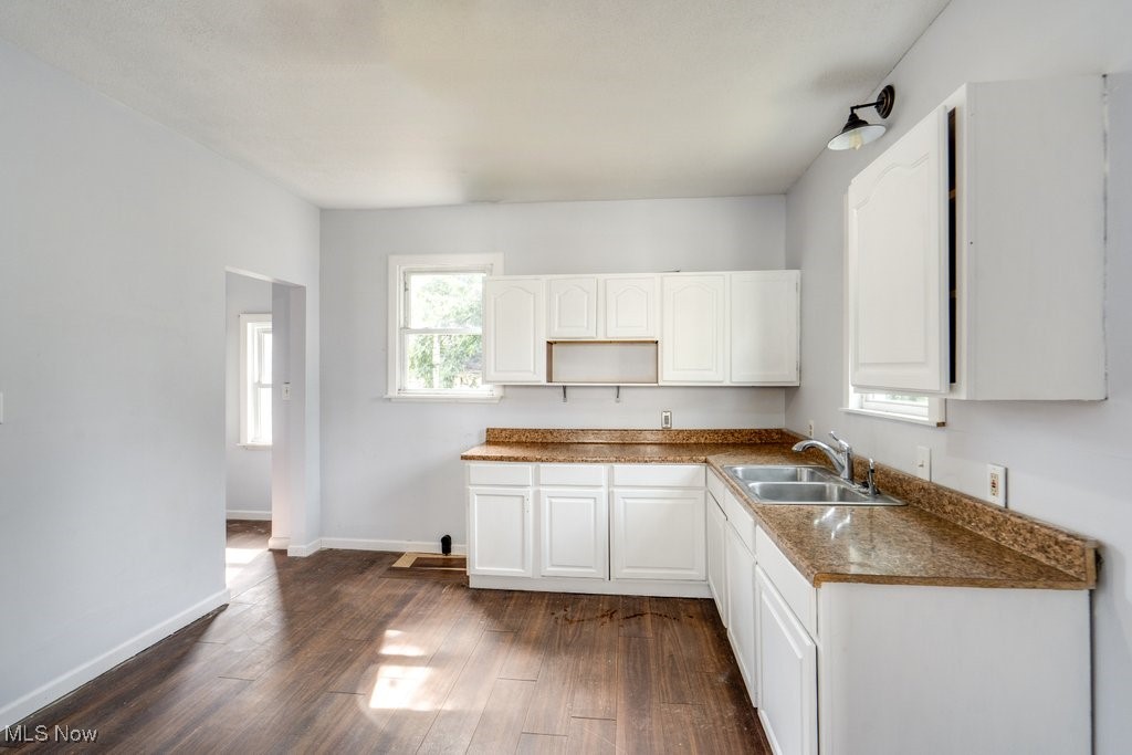 215 Hazlett Avenue NW