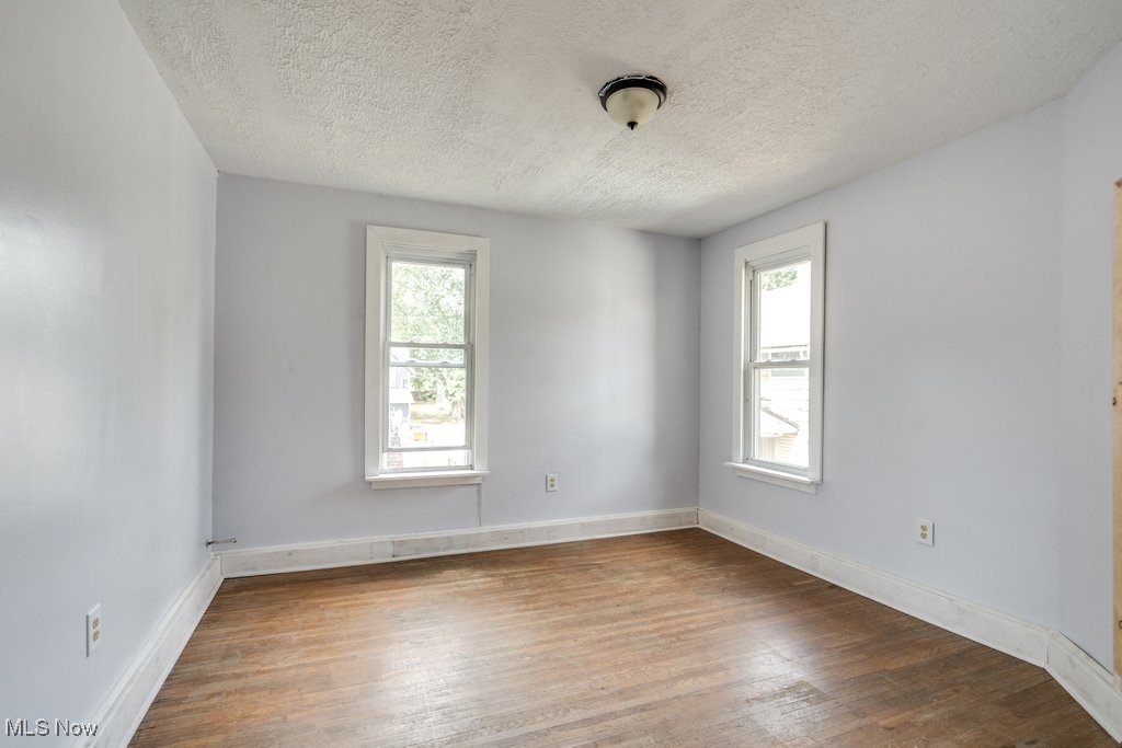 215 Hazlett Avenue NW