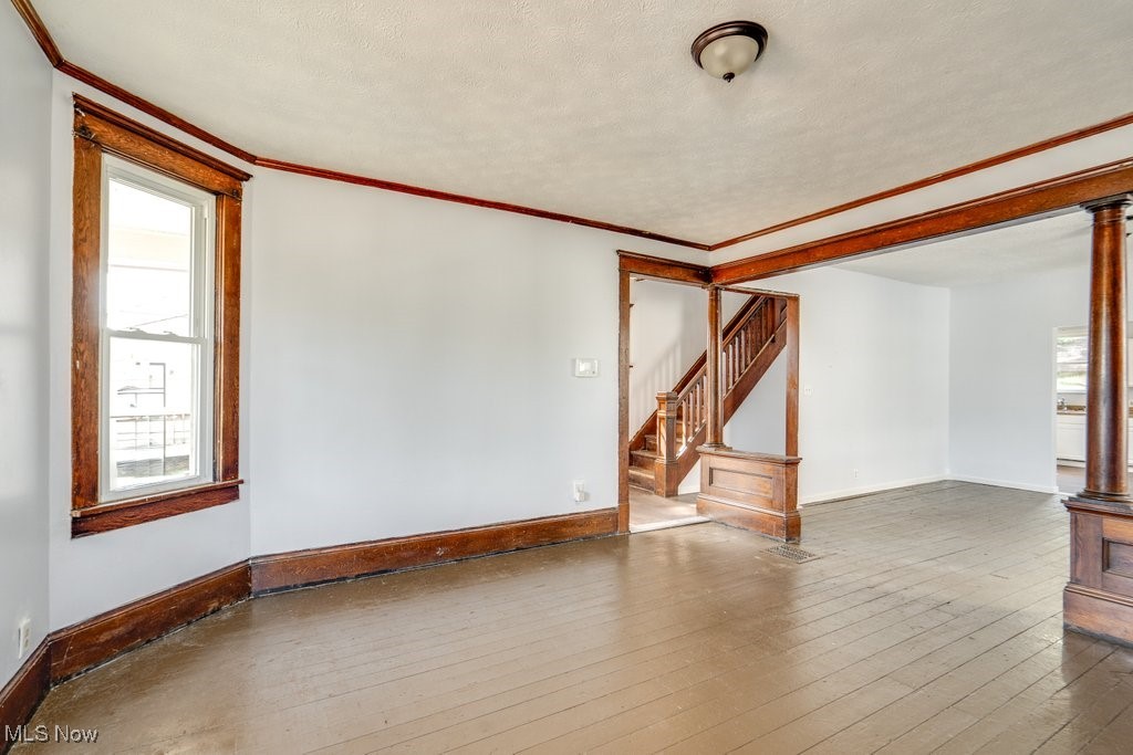 215 Hazlett Avenue NW