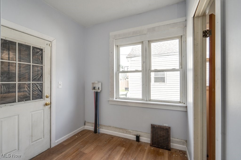 215 Hazlett Avenue NW