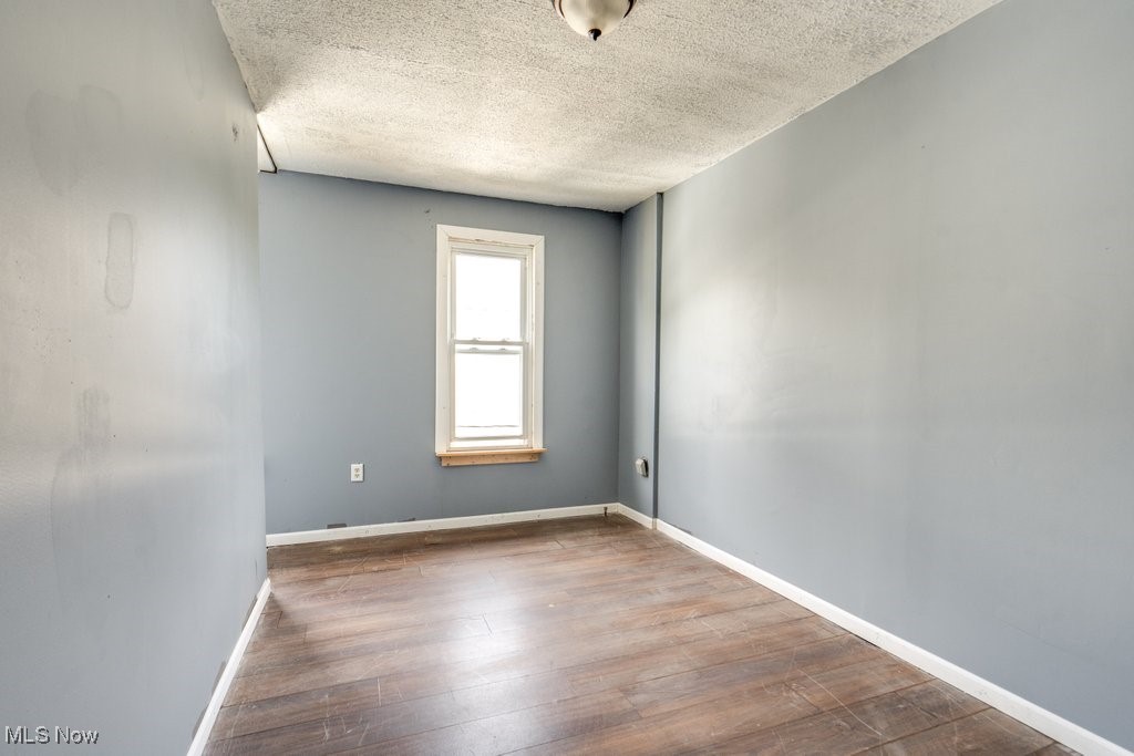 215 Hazlett Avenue NW