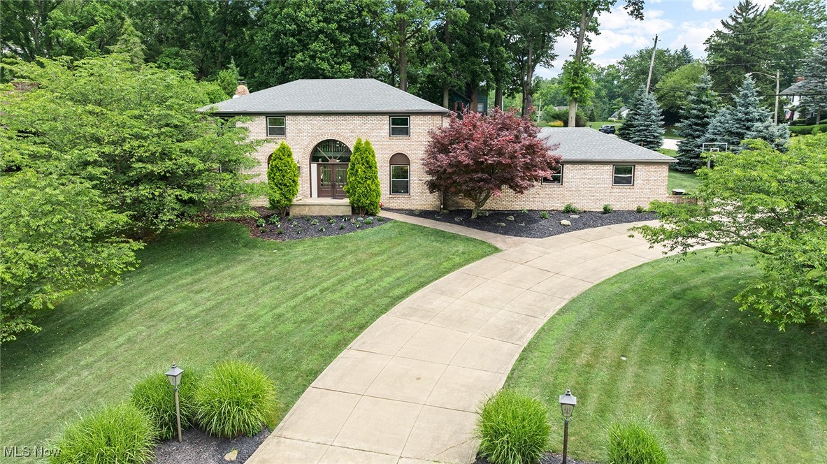 3675 Country Club Drive