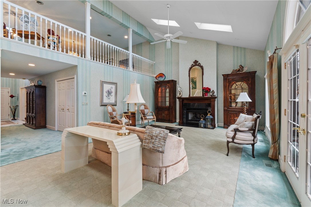 1175 Inverness Lane