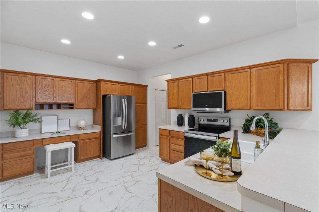 550 Crossings Circle