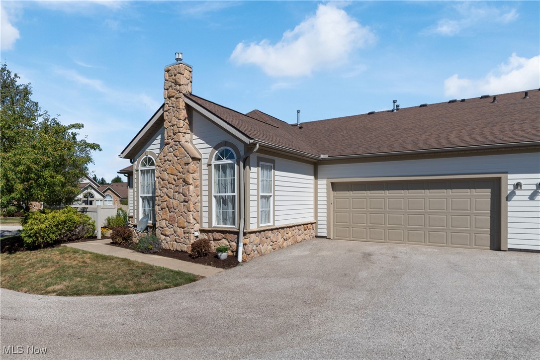 550 Crossings Circle