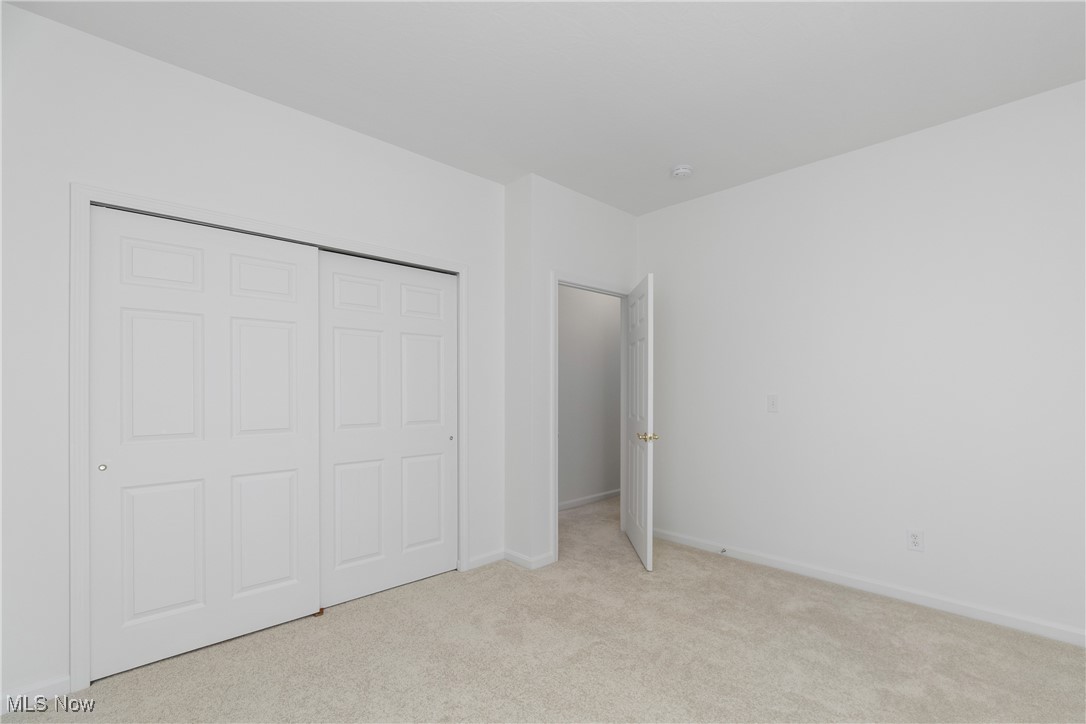 550 Crossings Circle