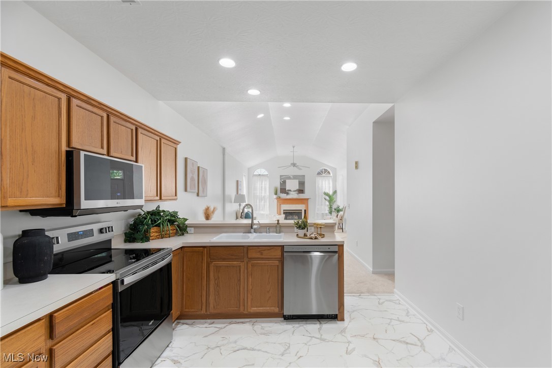 550 Crossings Circle