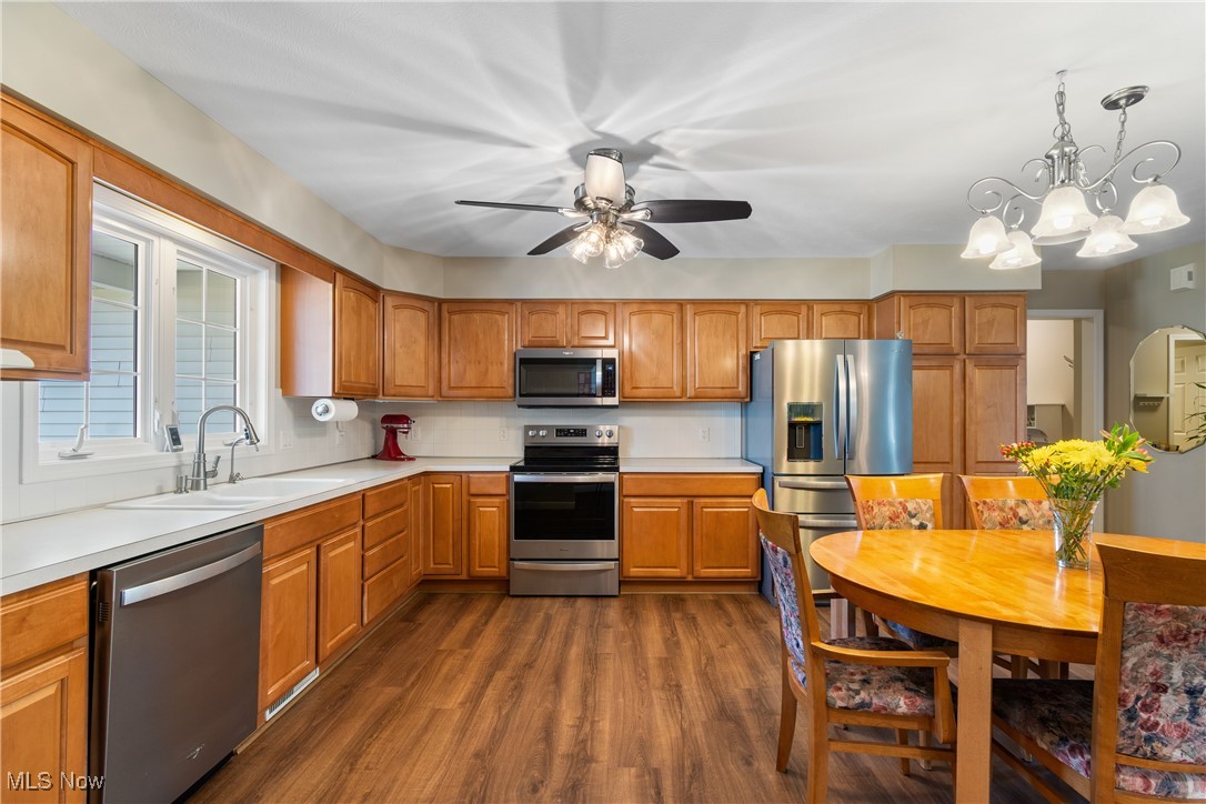 3736 Mount Vernon Boulevard