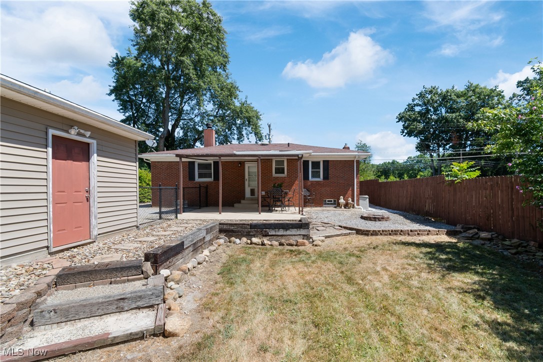 3100 Albrecht Avenue