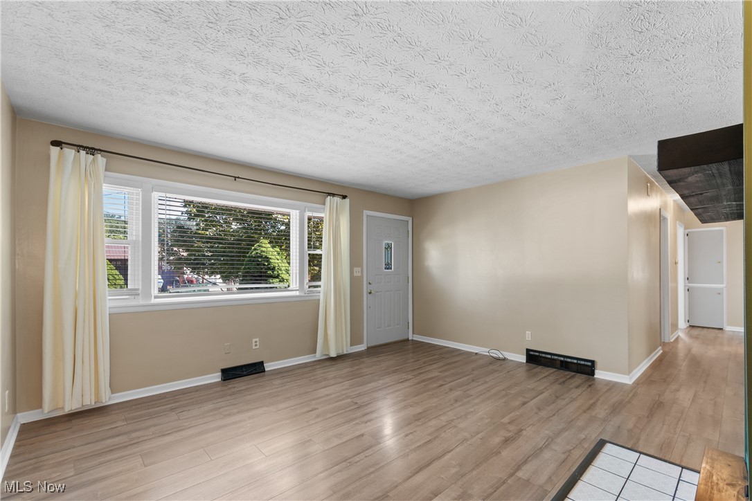 3100 Albrecht Avenue