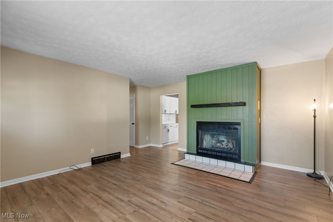 3100 Albrecht Avenue