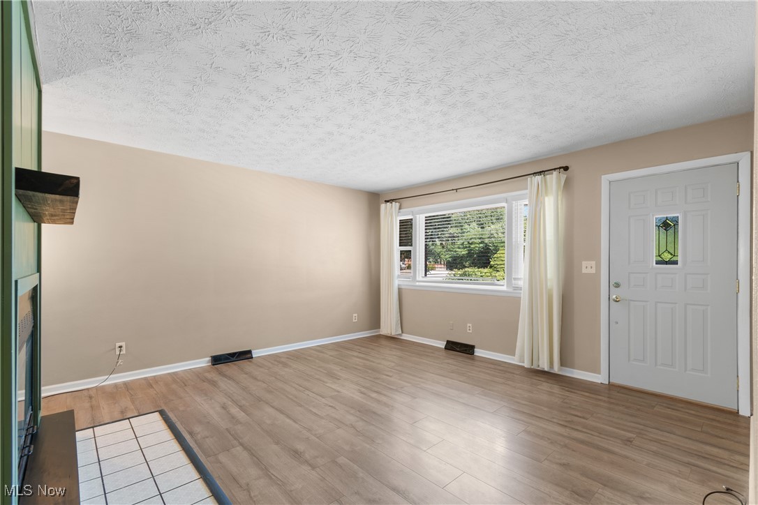 3100 Albrecht Avenue