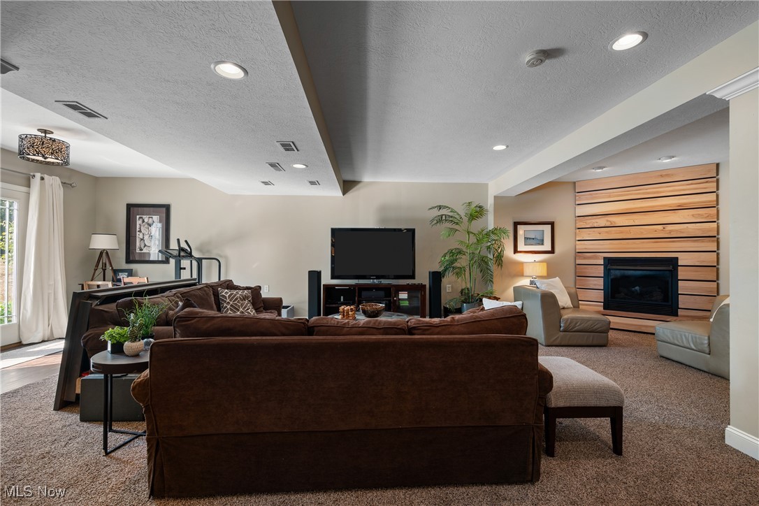 6392 Caribou Drive