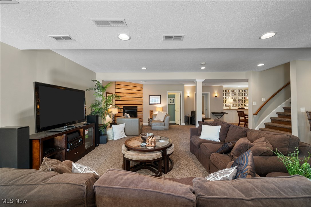 6392 Caribou Drive