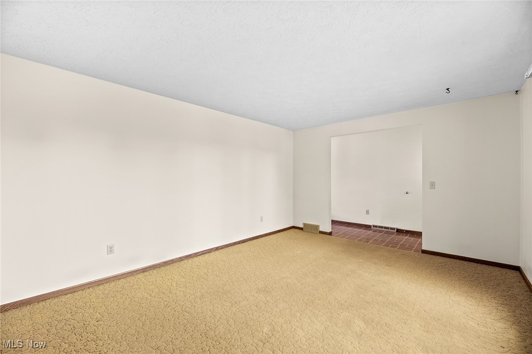 6151 Chermont Street NW