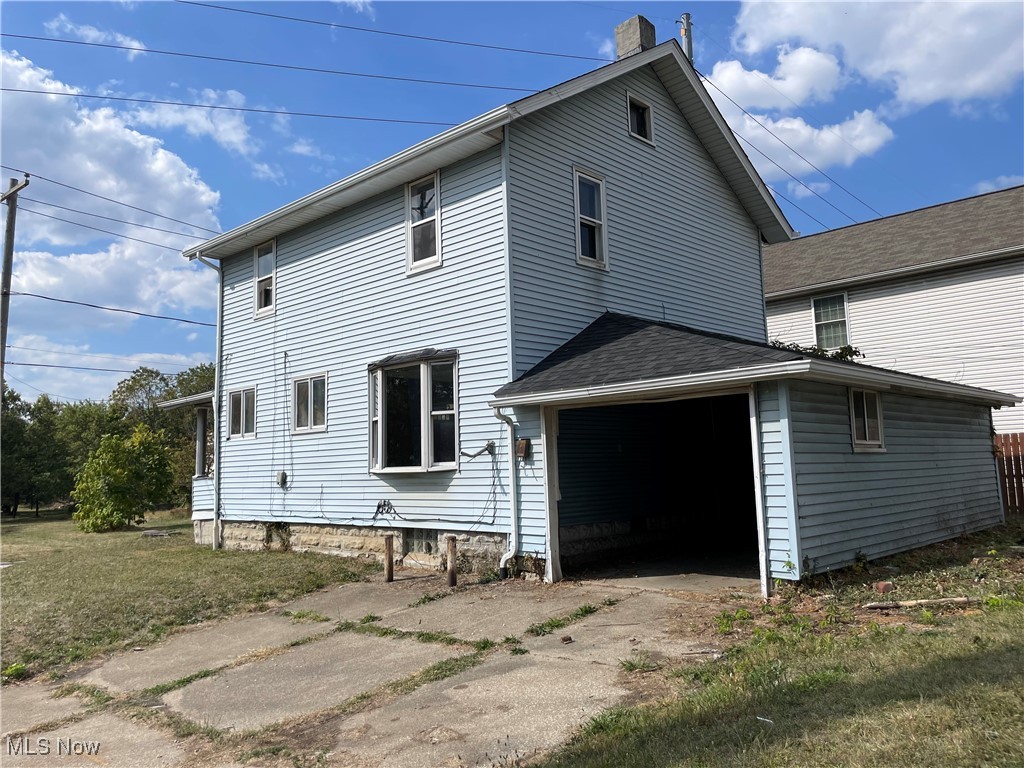 328 Belden Avenue SE