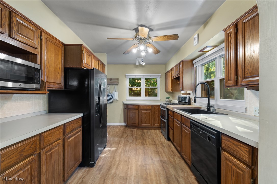 1599 Riverside Drive