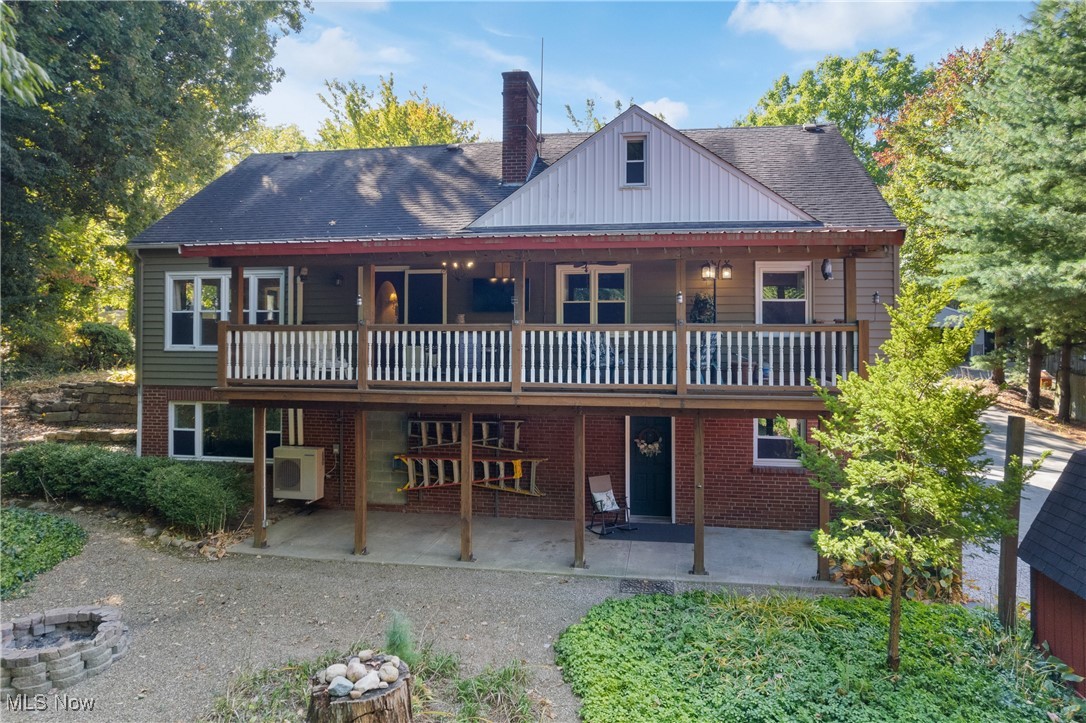 1599 Riverside Drive