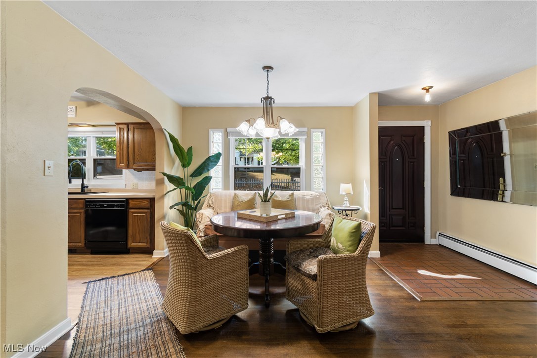 1599 Riverside Drive