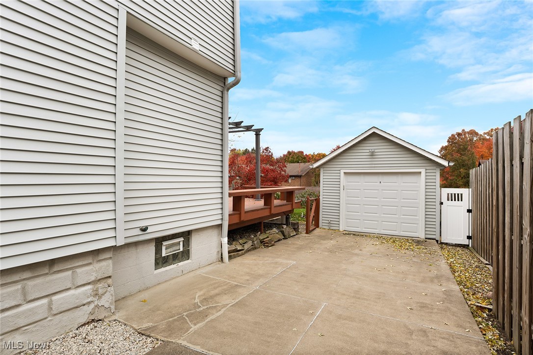 78 E Brookside Avenue