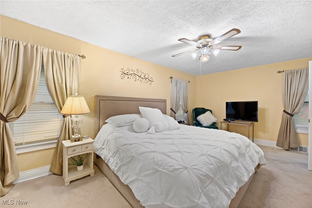 78 E Brookside Avenue