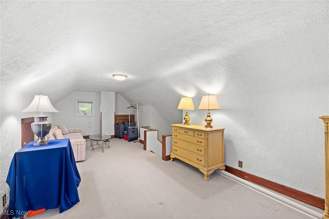 78 E Brookside Avenue