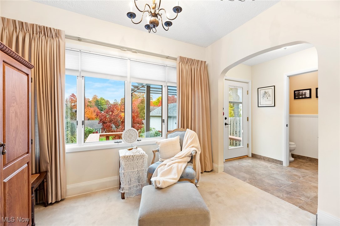 78 E Brookside Avenue