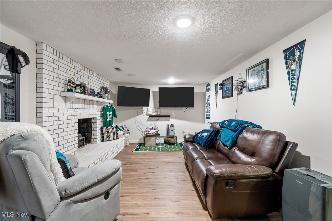 432 Edith Avenue