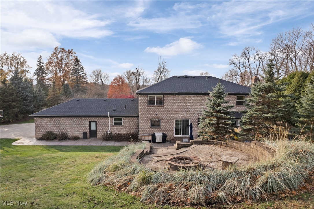 3675 Country Club Drive