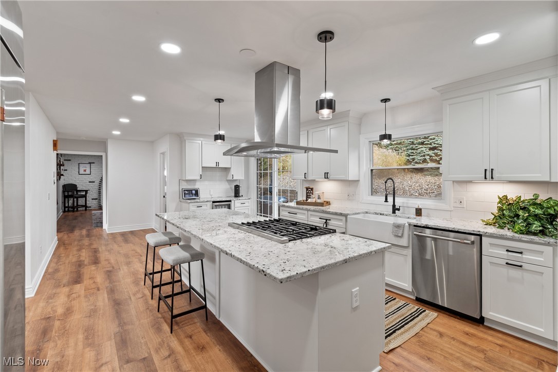 3675 Country Club Drive