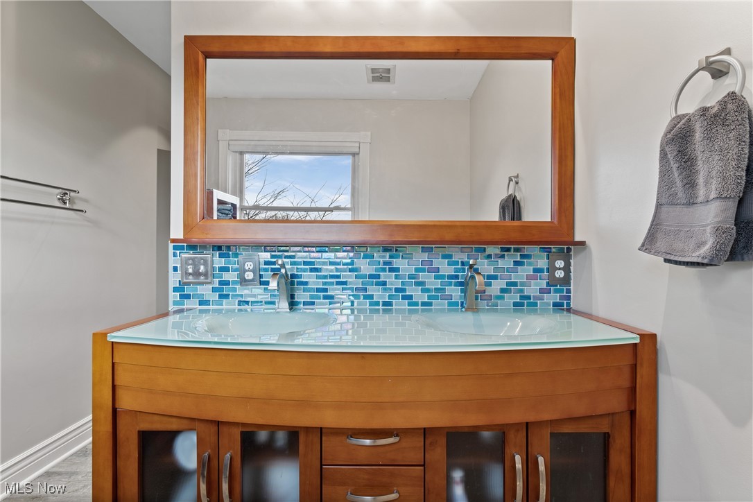 3675 Country Club Drive