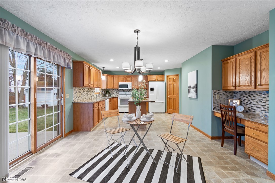 3638 White Oak Drive