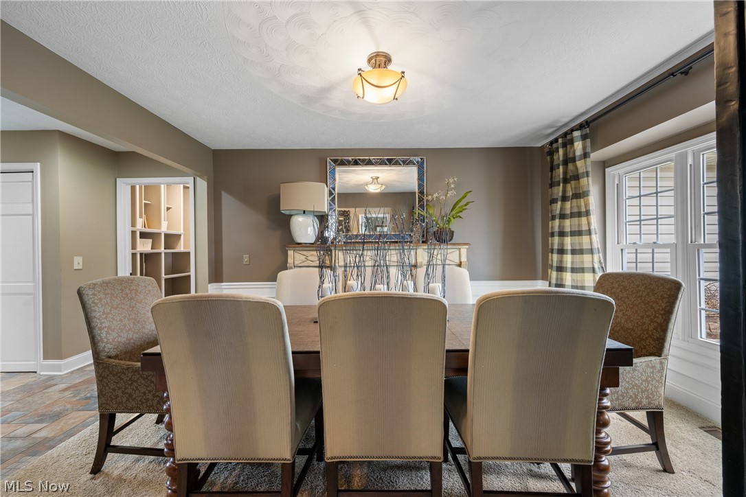 4387 Ridge View Drive