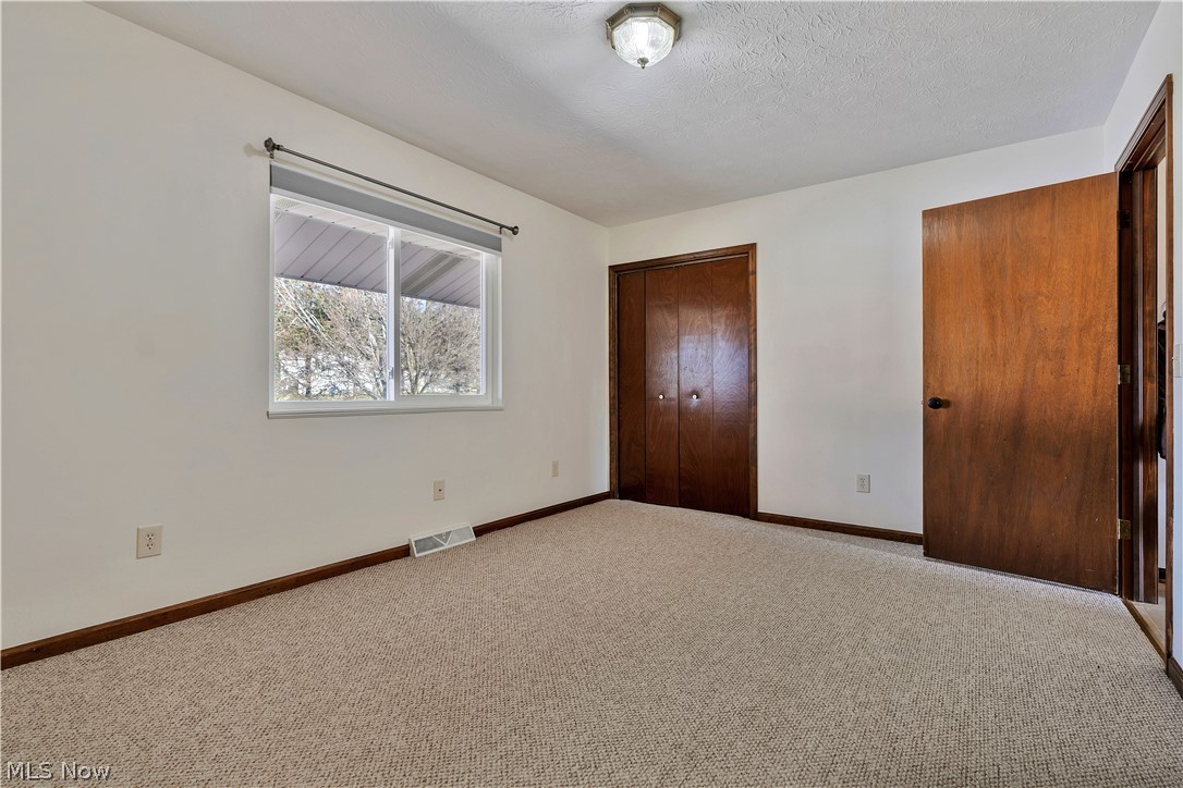 4522-4526 Camelot Circle