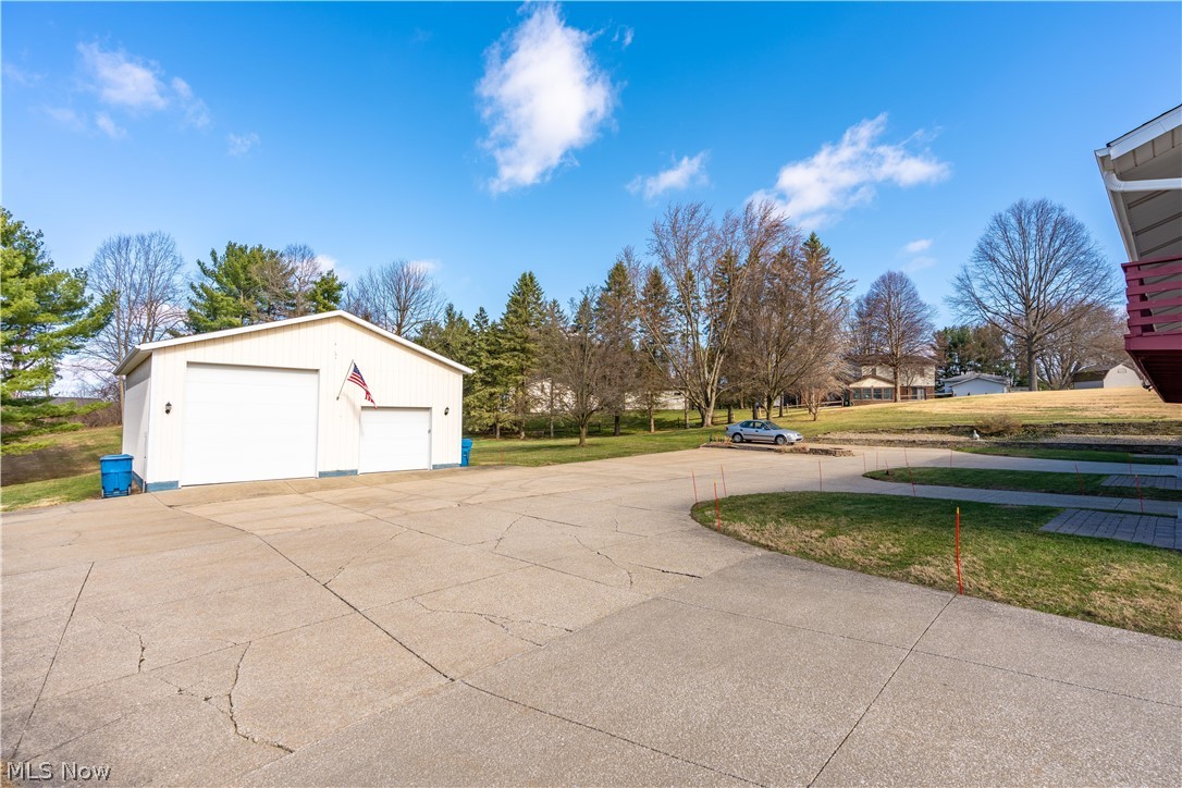 4522-4526 Camelot Circle