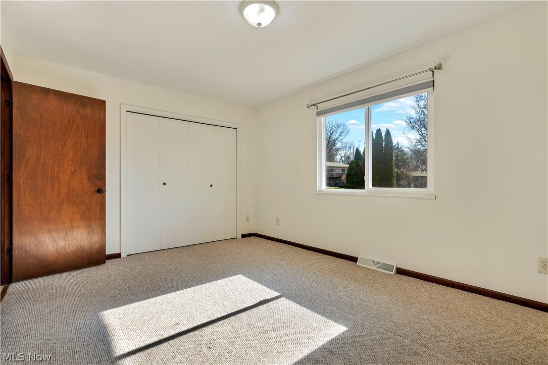 4522-4526 Camelot Circle