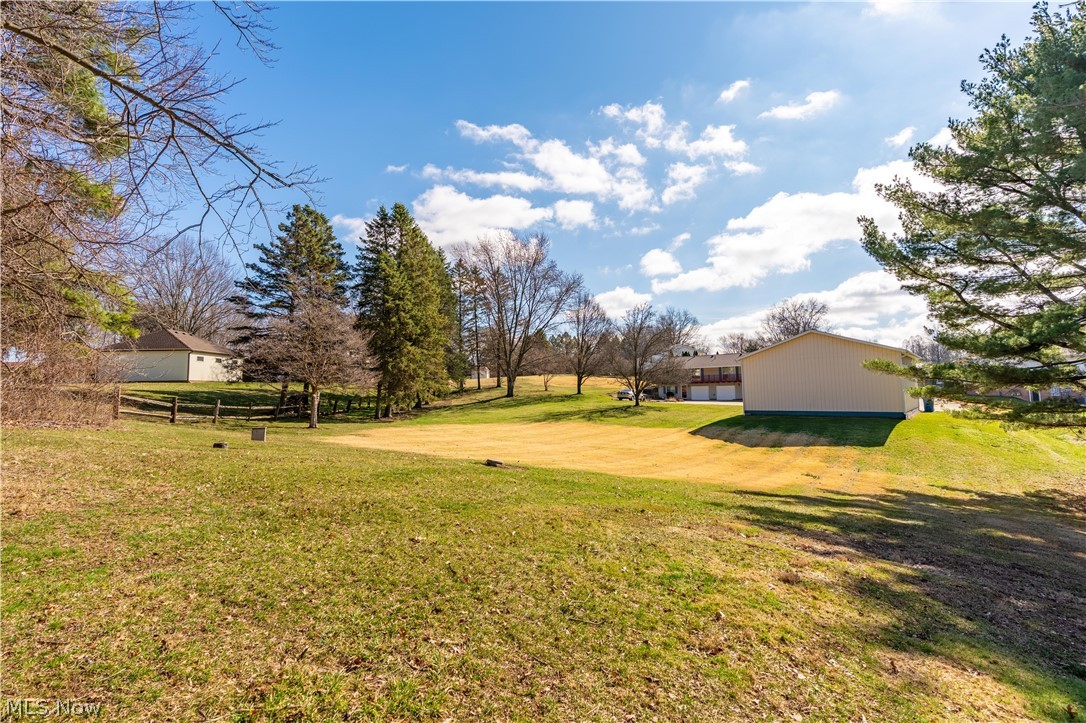 4522-4526 Camelot Circle