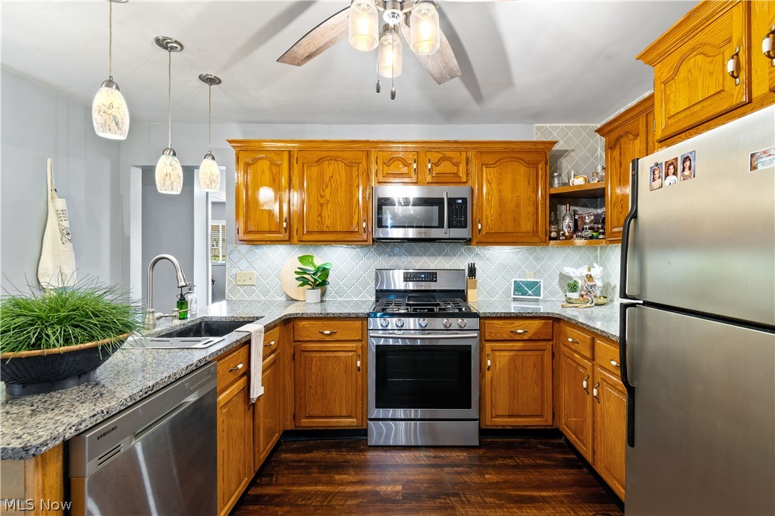 4742 Cherimoya Avenue