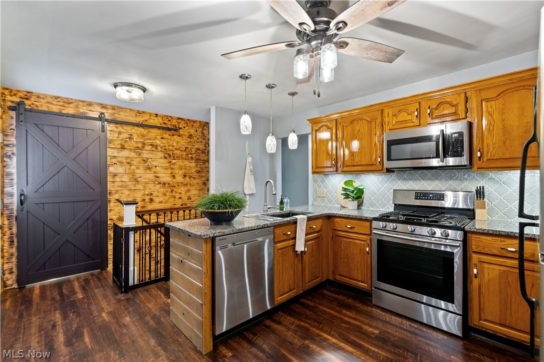 4742 Cherimoya Avenue