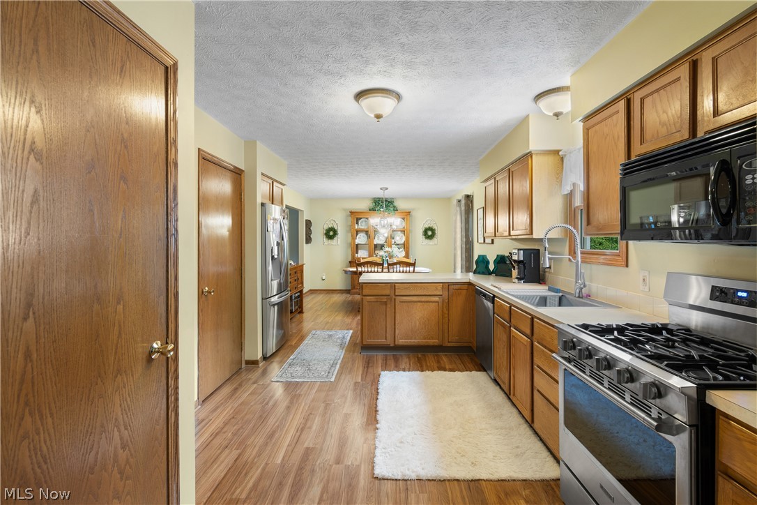 1972 Springfield Lake Boulevard